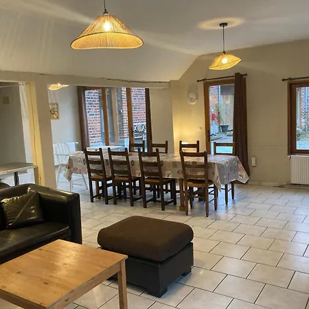 Au Coin Du Loup, Zwarteberg, 14 Personnes Ferienhaus