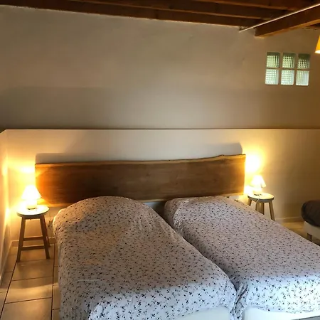 Au Coin Du Loup, Zwarteberg, 14 Personnes *